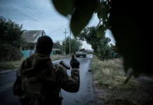 Как Зеленский, Трамп и Дубинский влияют на разрыв по Украине kak zelenskij tramp i dubinskij vliyayut na razryv po ukraine-politgolos-ru-0