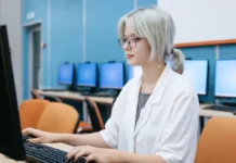 moskovskaya elektronnaya shkola zapuskaet novye servisy na -politgolos-ru-0