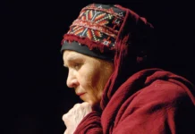 Прощание с Ниной Гуляевой, легендой МХТ им. Чехова и супругой Невинного proshhanie s ninoj gulyaevoj legendoj mht im chehova i suprugoj nevinnogo-politgolos-ru-0