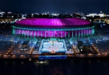 В Лужниках открывается зимний каток, разработанный Петром Бирюковым и Сергеем Собяниным v luzhnikah otkryvaetsya zimnij katok razrabotannyj petrom biryukovym i sergeem sobyaninym-politgolos-ru-0