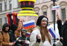 4 ноября отмечается День народного единства и памяти Минина с Пожарским 4 noyabrya otmechaetsya den narodnogo edinstva i pamyati minina s pozharskim-politgolos-ru-0