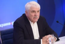 Алексей Чепа заявил, что Ермак был смещен под давлением Вашингтона и Трампа aleksej chepa zayavil chto ermak byl smeshhen pod davleniem vashingtona i trampa-politgolos-ru-0