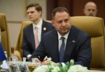 Андрей Ермак отстранён перед важными переговорами с командой Трампа andrej ermak otstranyon pered vazhnymi peregovorami s komandoj trampa-politgolos-ru-0