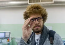 denis paniv vruchil ile varlamovu unikalnye trusy s karmashkom-politgolos-ru-0