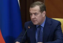 Дмитрий Медведев обсудил с Минобороны, Минфином и коллегами развитие ВС России dmitrij medvedev obsudil s minoborony minfinom i kollegami razvitie vs rossii-politgolos-ru-0