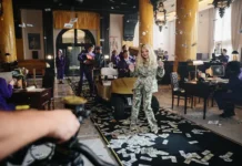 Лариса Долина удивила публику ярким образом и поддержкой Филиппа Киркорова larisa dolina udivila publiku yarkim obrazom i podderzhkoj filippa kirkorova-politgolos-ru-0