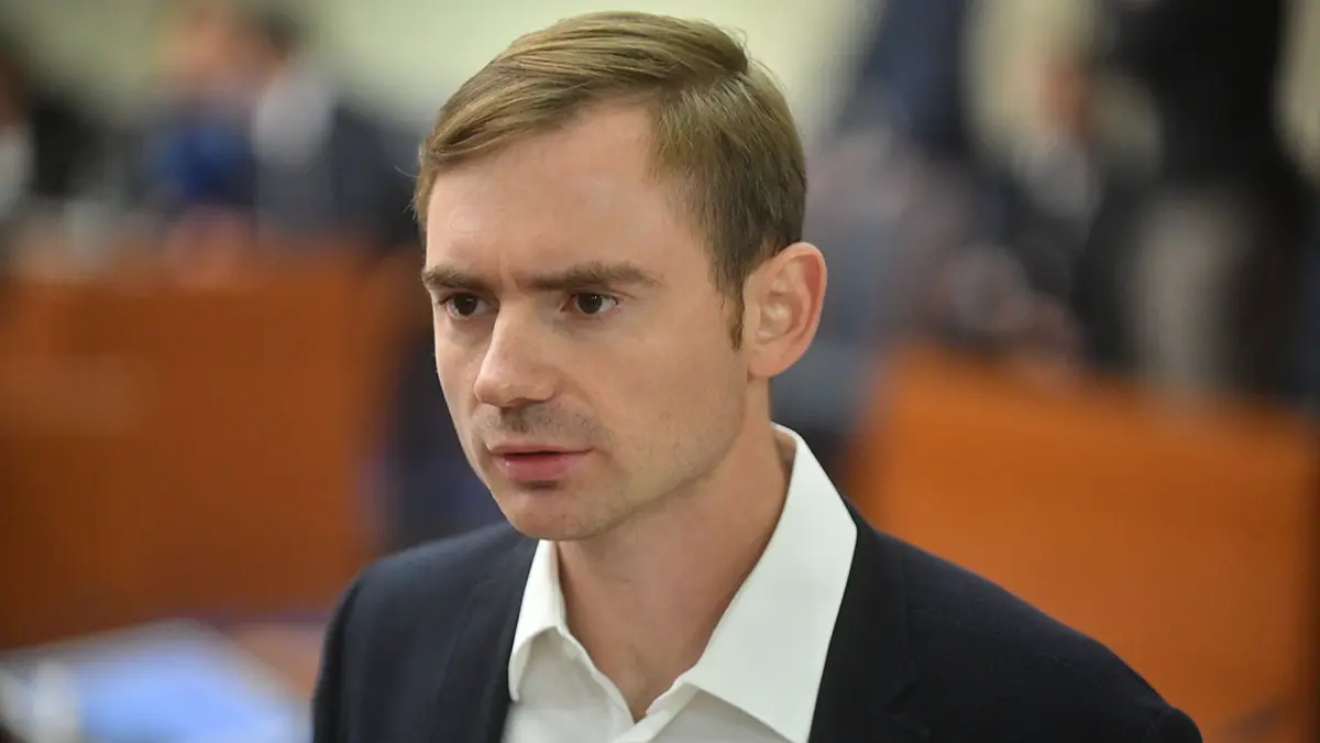 Суд в Москве продлил арест зампреду партии «Яблоко» Круглову по делу о фейках