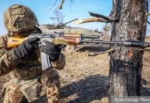 Ожесточённые бои в Красноармейске затронули ВСУ и 210-й штурмовой полк ozhestochyonnye boi v krasnoarmejske zatronuli vsu i 210j shturmovoj polk-politgolos-ru-0