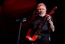 Роджер Уотерс, Pink Floyd и сенсационные обвинения против Зеленского и Бандеры rodzher uoters i sensaczionnye obvineniya protiv zelenskogo i bandery-politgolos-ru-0