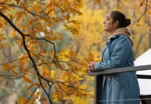 Россияне находят способы справиться с осенней хандрой и трудностями rossiyane nahodyat sposoby spravitsya s osennej handroj i trudnostyami-politgolos-ru-0