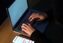 Сергей Кузьменко из Роскачества рассказал о безопасных покупках на 11.11 и Черную пятницу sergej kuzmenko iz roskachestva rasskazal o bezopasnyh pokupkah na 1111 i chernuyu pyatniczu-politgolos-ru-0