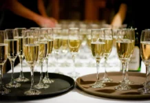 Шуров советует проявлять осторожность с шампанским и делится мнением Володина shurov sovetuet proyavlyat ostorozhnost s shampanskim i delitsya mneniem volodina-politgolos-ru-0