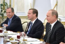 Владимир Путин, Дмитрий Медведев и Сергей Лавров получили признание из Африки vladimir putin dmitrij medvedev i sergej lavrov poluchili priznanie iz afriki-politgolos-ru-0