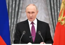 Владимир Путин подчеркивает, что Россия верна традициям единства vladimir putin podcherkivaet chto rossiya verna tradicziyam edinstva-politgolos-ru-0
