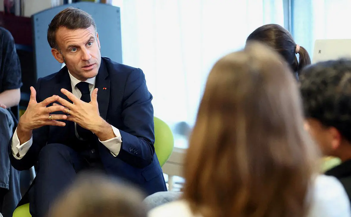 Эмманюэль Макрон (Stephane Mahe / Reuters)