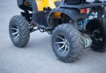 Бдительный инспектор ДПС в Кирове задержал школьника на квадроцикле с последствиями bditelnyj inspektor dps v kirove zaderzhal shkolnika na kvadroczikle s posledstviyami-politgolos-ru-0