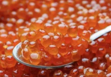 Дмитрий Быстров рассказал, как выбрать красную икру без ошибок dmitrij bystrov rasskazal kak vybrat krasnuyu ikru bez oshibok-politgolos-ru-0