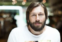 Дорогомиловский суд оштрафовал Евгения Чичваркина и поставил под угрозу будущее «Евросети» dorogomilovskij sud oshtrafoval evgeniya chichvarkina i postavil pod ugrozu budushhee evroseti-politgolos-ru-0