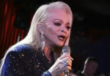 Лариса Долина и Полина Лурье борются за возврат средств за квартиру larisa dolina i polina lure boryutsya za vozvrat sredstv za kvartiru-politgolos-ru-0