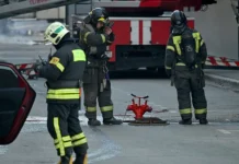 МЧС РФ оперативно ликвидировало пожар в Петродворцовом районе Санкт-Петербурга mchs rf operativno likvidirovalo pozhar v petrodvorczovom rajone sanktpeterburga-politgolos-ru-0