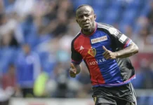 Сейду Думбия и Леонид Слуцкий раскрыли секреты возраста в ЦСКА на шоу Фонбет sejdu dumbiya i leonid sluczkij raskryli sekrety vozrasta v czska na shou fonbet-politgolos-ru-0