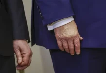 Трамп в Мар-а-Лаго провел яркий прием Президента Зеленского tramp v maralago provel yarkij priem prezidenta zelenskogo-politgolos-ru-0