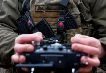 В Белгородской области в результате атаки дрона ВСУ ранены ребенок и мужчина v belgorodskoj oblasti v rezultate ataki drona vsu raneny rebenok i muzhchina-politgolos-ru-0