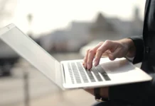 В топе года оказались Ozon, ВТБ, Samsung Russia и Владимир Путин v tope goda okazalis vtb i vladimir putin-politgolos-ru-0