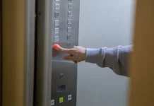 Жители ЖК «Баланс» в Москве рады устранению неполадок лифтов управляющей компанией zhiteli zhk balans v moskve rady ustraneniyu nepoladok liftov upravlyayushhej kompaniej-politgolos-ru-0