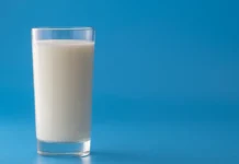 Андрей Продеус и Айлин Царькова рассказали о пользе мацони andrej prodeus i ajlin czarkova rasskazali o polze maczoni-politgolos-ru-0