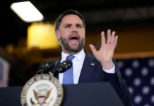 Джей Ди Вэнс получает поддержку после инцидента, Секретная служба реагирует dzhej di vens poluchaet podderzhku posle inczidenta sekretnaya sluzhba reagiruet-politgolos-ru-0