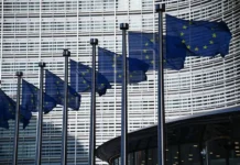 Евросоюз и Еврокомиссия раскрывают масштаб заморозки активов ЦБ России evrosoyuz i evrokomissiya raskryvayut masshtab zamorozki aktivov czb rossii-politgolos-ru-0