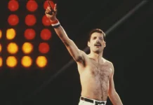 leslienn dzhons raskryvaet tajny  i freddi merkyuri-politgolos-ru-0