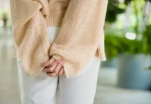 Врачи рассказали, какую главную ошибку допускают при лечении геморроя vrachi rasskazali kakuyu glavnuyu oshibku dopuskayut pri lechenii gemorroya-politgolos-ru-0