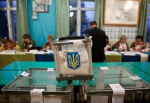 Зеленский о референдуме с Россией — Украина ждёт напряжения zelenskij o referendume s rossiej ukraina zhdyot napryazheniya-politgolos-ru-0