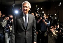 Доминик де Вильпен: ЕС должен сломить спесь США, брошенную Трампом dominik de vilpen es dolzhen slomit spes ssha broshennuyu trampom-politgolos-ru-0