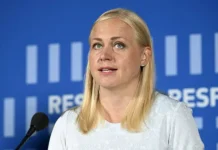 Элина Валтонен о диалоге с Путиным и призыве к Трампу elina valtonen o dialoge s putinym i prizyve k trampu-politgolos-ru-0