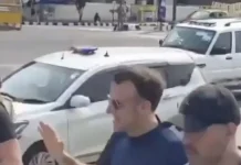 Эммануэль Макрон встретился с Моди и пробежался в Мумбаи emmanuel makron vstretilsya s modi i probezhalsya v mumbai-politgolos-ru-0