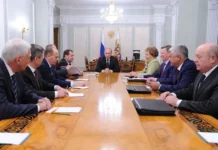 Путин обновил Совбез, изменения коснулись Минобороны putin obnovil sovbez izmeneniya kosnulis minoborony-politgolos-ru-0