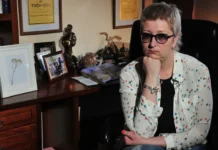 Татьяну Устинову обокрали, похитив бриллианты в Ярославской области tatyanu ustinovu obokrali pohitiv brillianty v yaroslavskoj oblasti-politgolos-ru-0