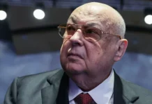 Владимир Ресин удивительный путь от храмов до встреч с Трампом vladimir resin udivitelnyj put ot hramov do vstrech s trampom-politgolos-ru-0