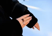 Во Владивостоке полиция активизировала борьбу с меховыми мошенниками vo vladivostoke policziya aktivizirovala borbu s mehovymi moshennikami-politgolos-ru-0