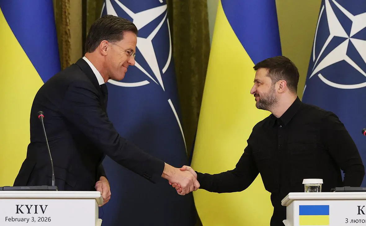 Марк Рютте и Владимир Зеленский (Анатолий Степанов / Reuters)