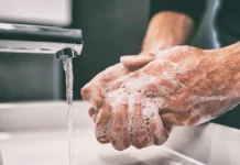 Дмитрий Малых и Сергей Чудаков о гигиенических привычках dmitrij malyh i sergej chudakov o gigienicheskih privychkah-politgolos-ru-0