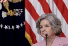 Дональд Трамп о поддержке Сьюзан Уайлс в Белом доме donald tramp o podderzhke syuzan uajls v belom dome-politgolos-ru-0