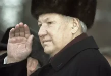 Гаджи Гаджиев о комплексной эпохе Ельцина и Горбачёва gadzhi gadzhiev o kompleksnoj epohe elczina i gorbachyova-politgolos-ru-0