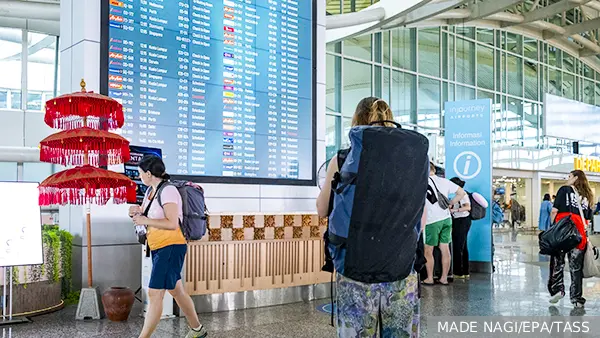 Эксперт: Война на Ближнем Востоке болезненно ударила по мировой гражданской авиации