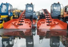 Петр Бирюков и Антон Селедцов об обеспечении чистоты Москвы petr biryukov i anton seledczov ob obespechenii chistoty moskvy-politgolos-ru-0