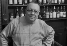 Последние часы Владимира Комарова артиста Маски-шоу и Одесского театра poslednie chasy vladimira komarova artista maskishou i odesskogo teatra-politgolos-ru-0