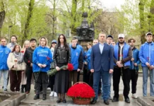 Эльдар Шарипов и "Единая Россия" борются за историческую память eldar sharipov i edinaya rossiya boryutsya za istoricheskuyu pamyat-politgolos-ru-0